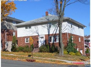 499 Brinkerhoff Ave, Fort Lee, NJ 07024