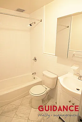 Rented by Guidance Realty Corp. | media 44