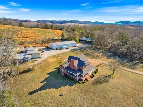 3160 Tom Holt Rd, Clifton, TN 38425