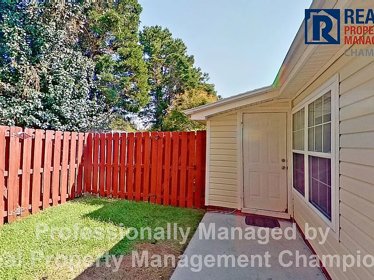 3825 Mayfield Ct — Photo 16