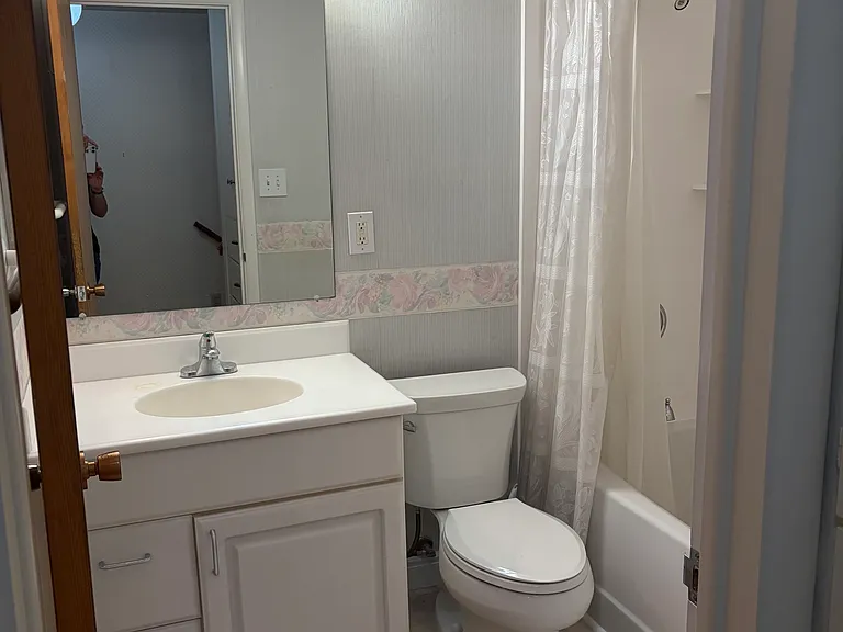 6415 S Glen Oaks St #2 — Photo 14