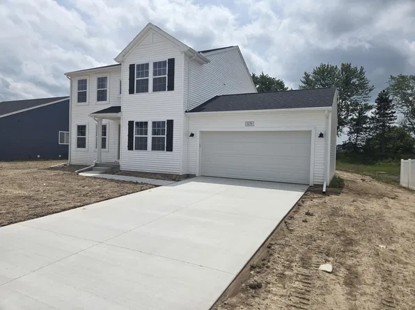 5570 Mammoth Dr SE, Caledonia, MI 49316
