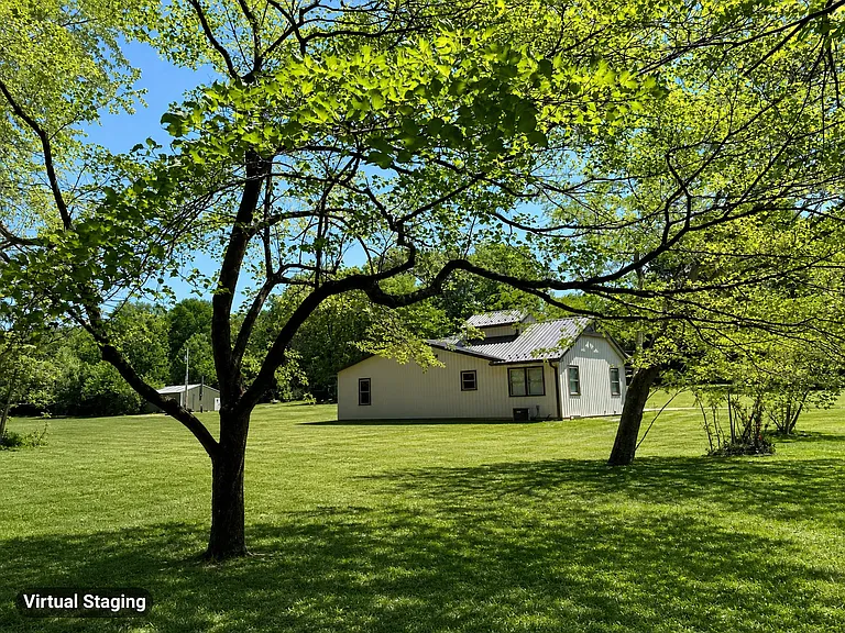 100 Fuquay Rd — Photo 31
