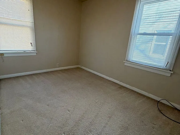 1225 W Main St — Photo 5