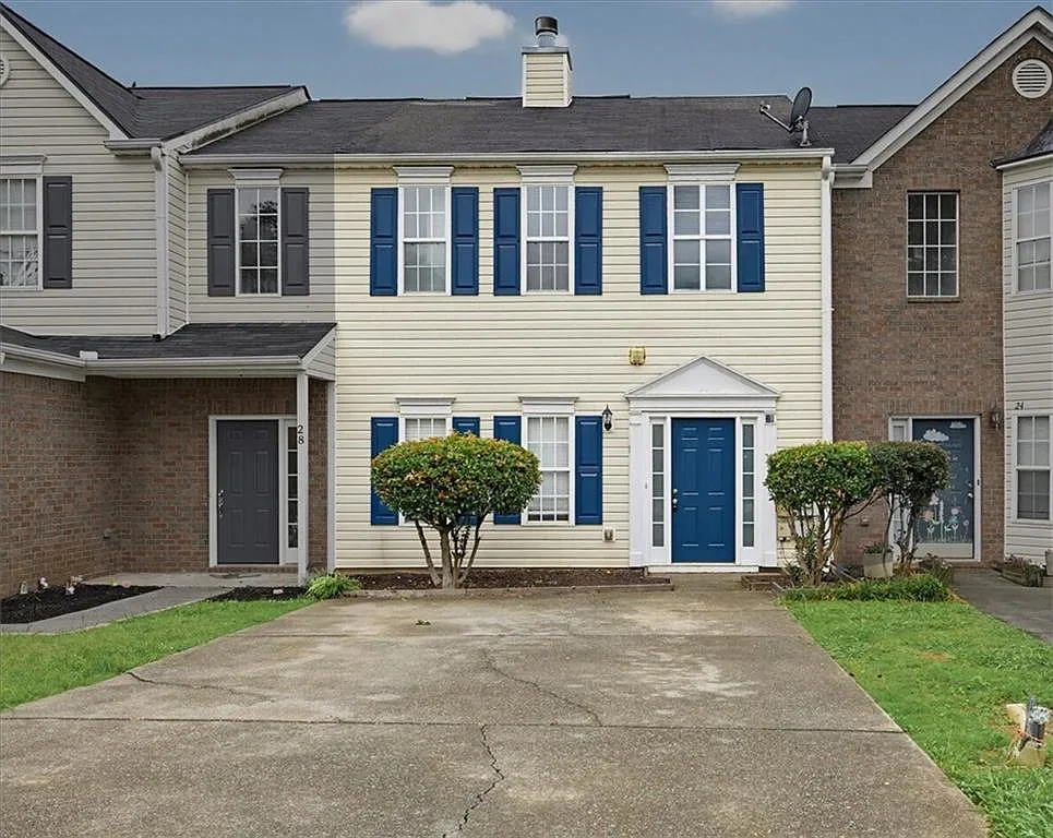 3 bed, 2.5 bath, 1534 sqft, $1,595 — Photo 2
