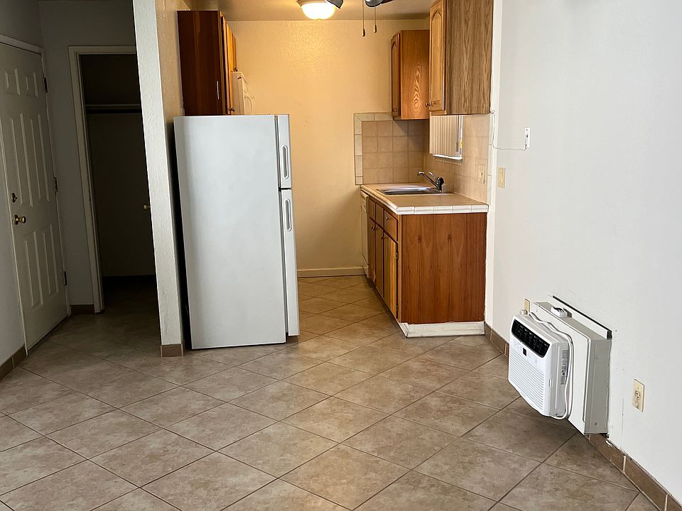 1st image of 2317 N St #2