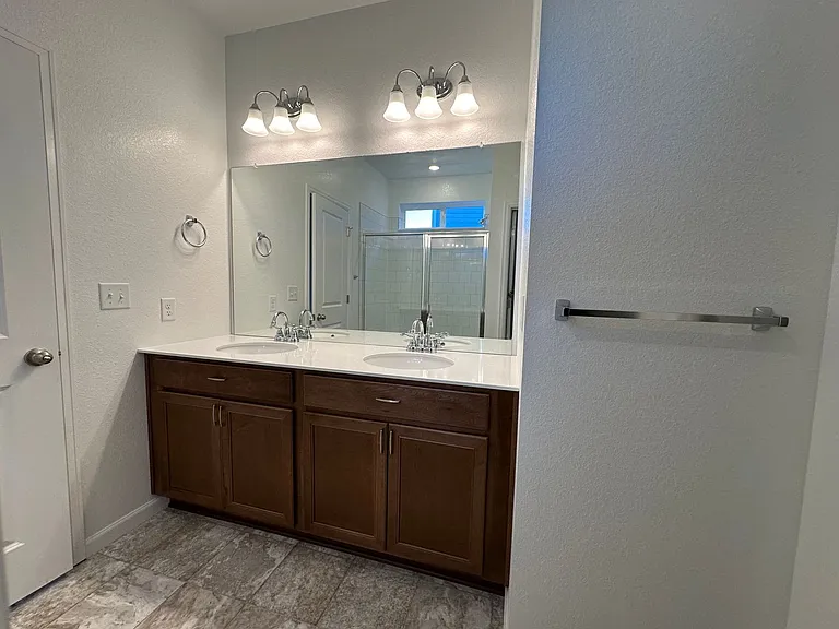 2916 S Flat Cir — Photo 5