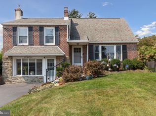 134 Rolling Hill Rd, Elkins Park, PA 19027