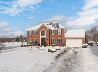 2142 Southpointe Trl, Brunswick, OH 44212