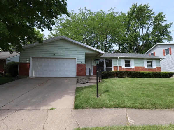 1042 Lora Ave, Princeton, IL 61356