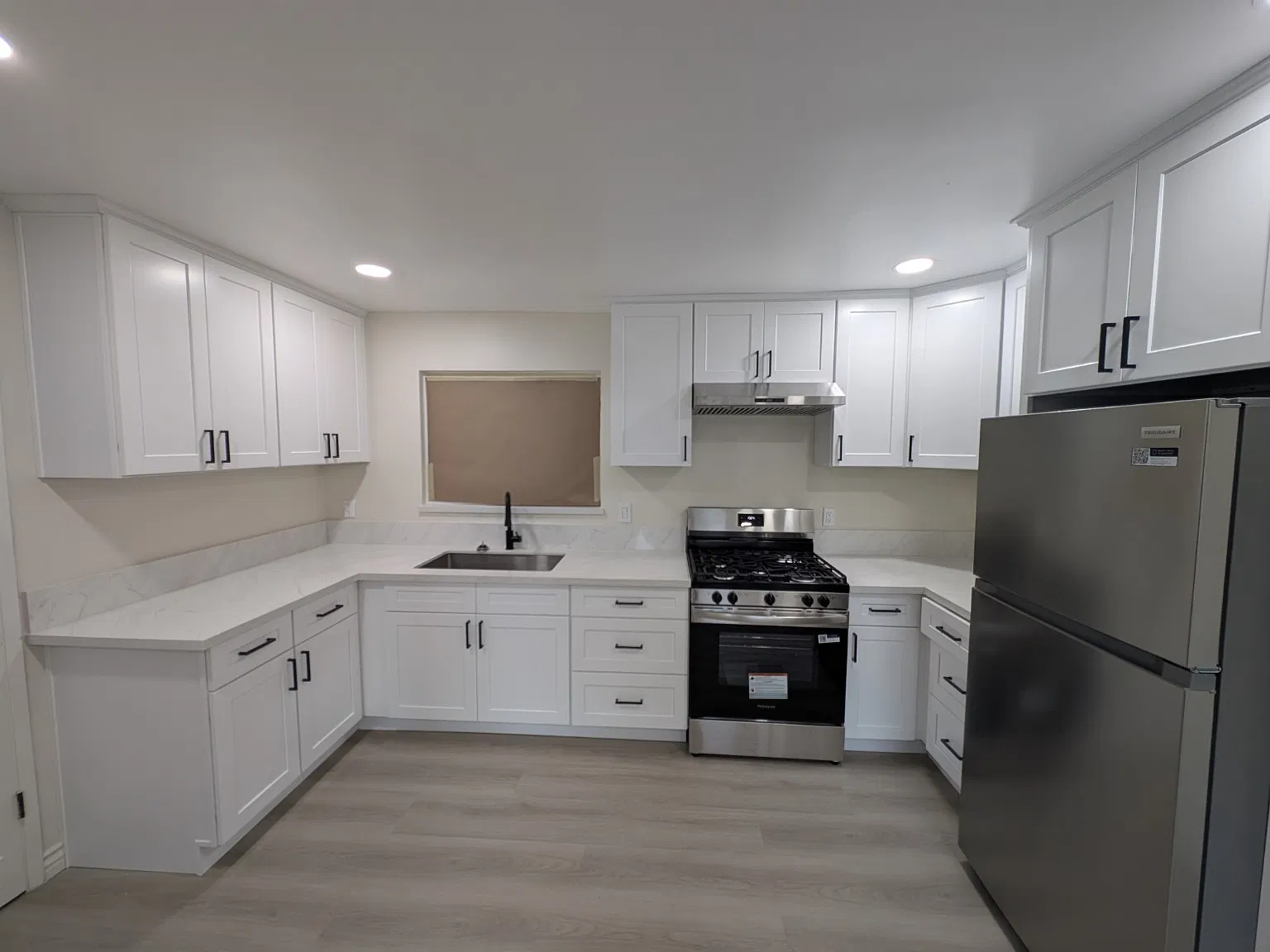 3 bed, 1700 sqft, $4,200 — Photo 1