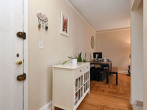 3rd image of 48-23 42nd St Unit 7B