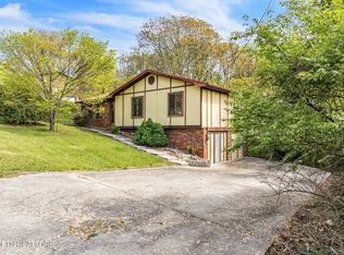 2137 Highview Dr, Morristown, TN 37813