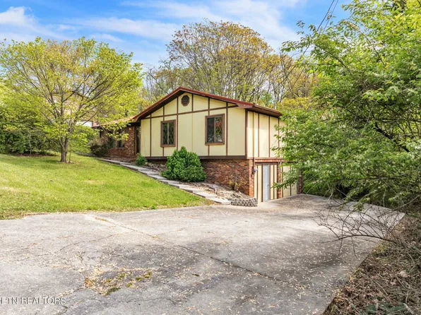 2137 Highview Dr, Morristown, TN 37813