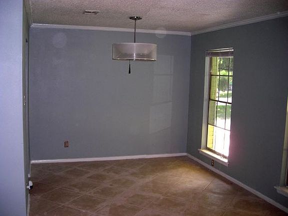 3rd image of 7103 Fred Morse Dr