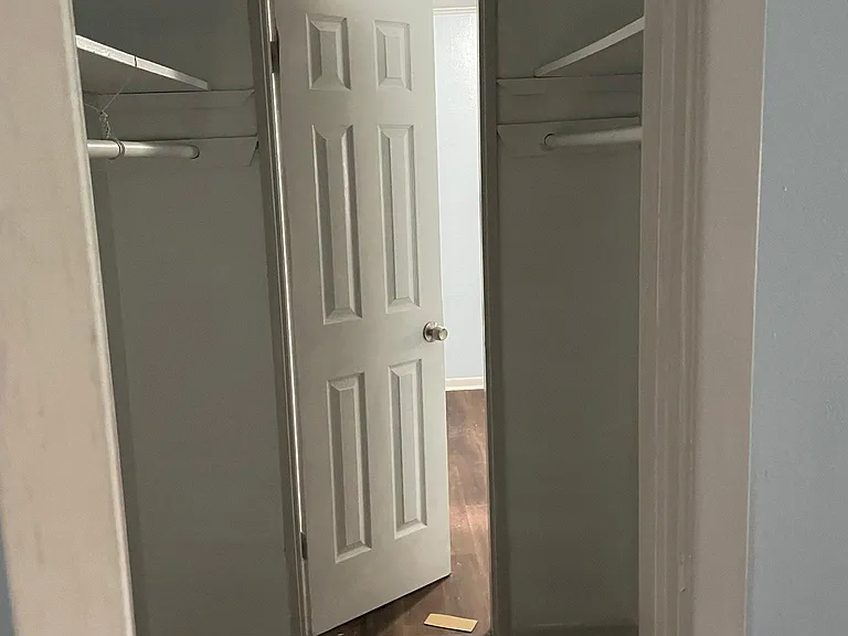 126 E Alabama St — Photo 13