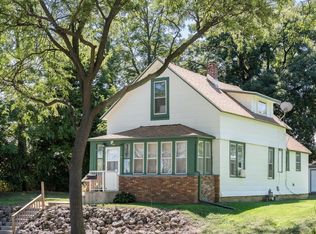 568 Lawson Ave W, Saint Paul, MN 55117