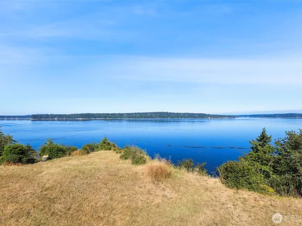 10806 W Morris Boulevard, Steilacoom, WA 98388