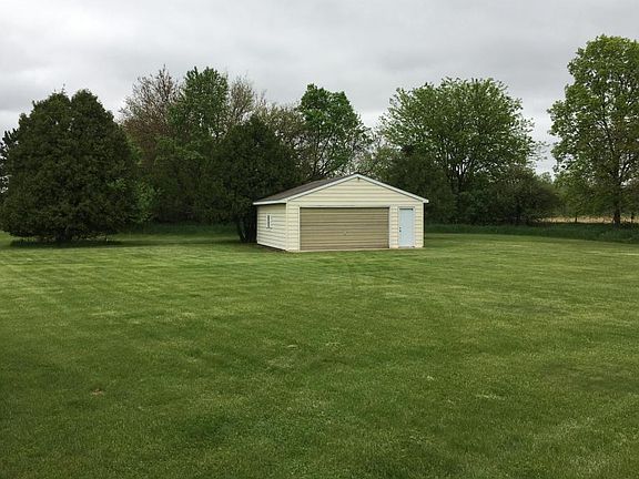 5th image of 18970 Fairview Ct