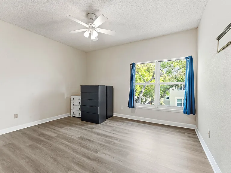 603 Masthead Ct — Photo 15