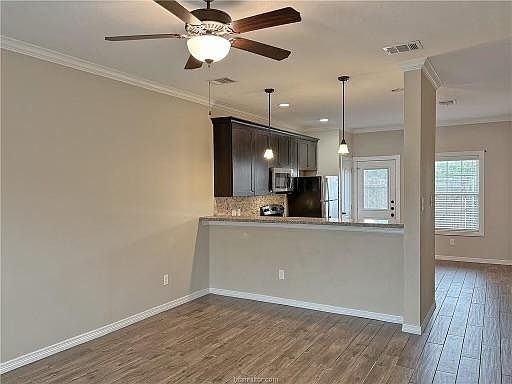 5th image of 301 Southwest Pkwy APT 348