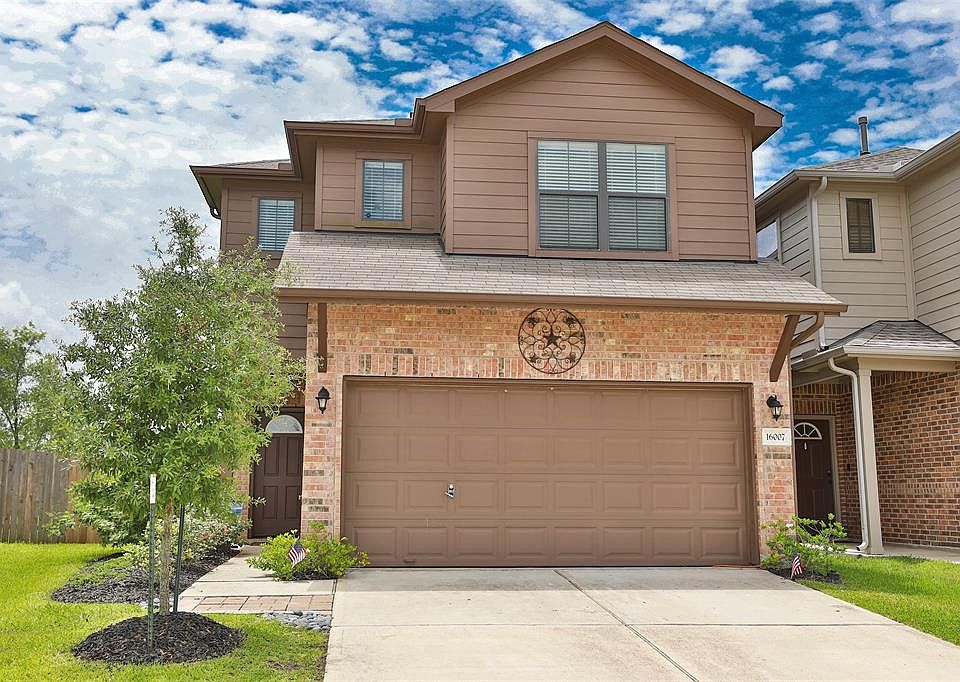 1st image of 16007 Thornbill Ln