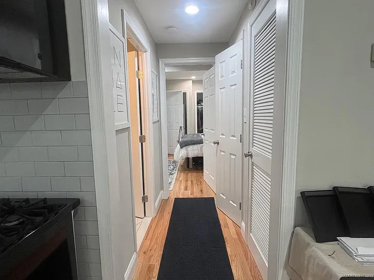 1820 Pine St #2F — Photo 8