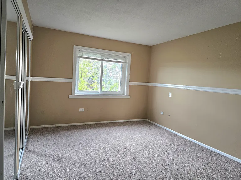 Cobblestone Cir — Photo 10