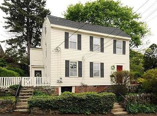 11 Nicholson St, Marblehead, MA 01945