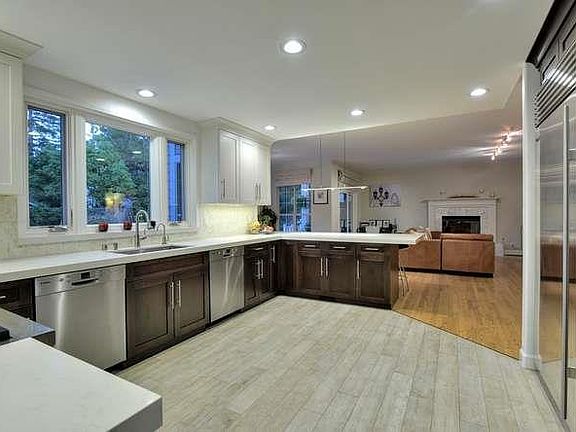 5th image of 155 Canyon Dr