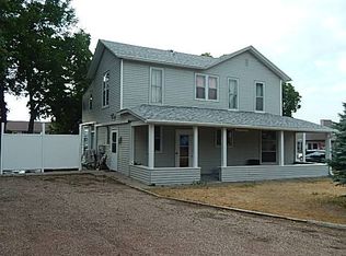 217 W Beebe Ave, Chamberlain, SD 57325