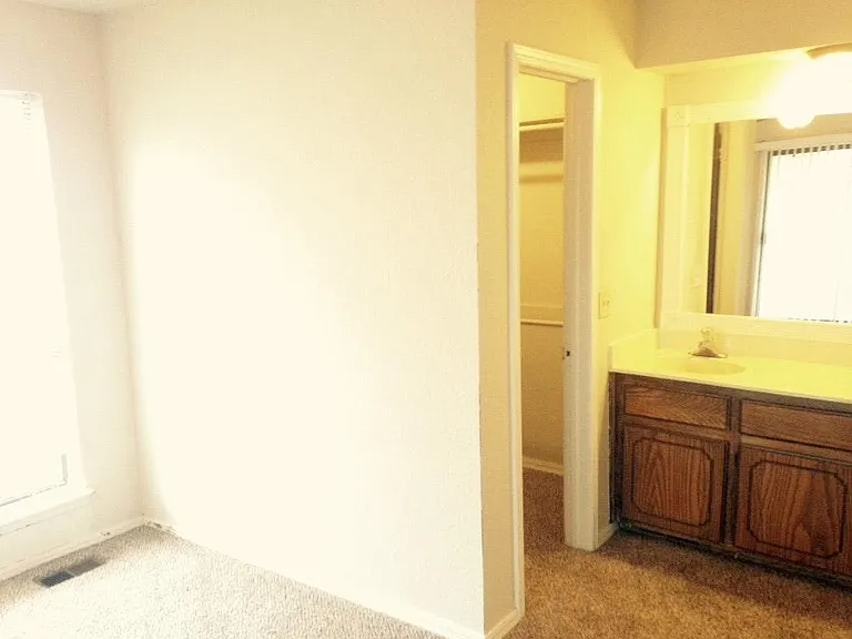 6111 Gaelic Glen Dr — Photo 14