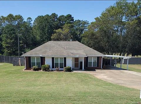 2nd image of 256 Payson Rd