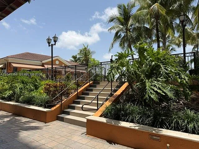 3232 SW 22nd Ter #1303 — Photo 37