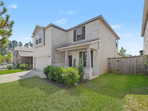 236 Seven Pines Dr, Willis, TX 77378