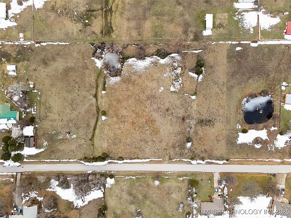 2nd image of 17220 E 120th St N