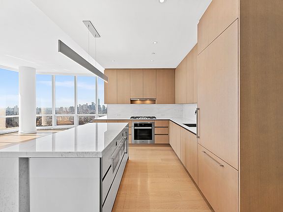 4th image of 15 Hudson Yards #75A