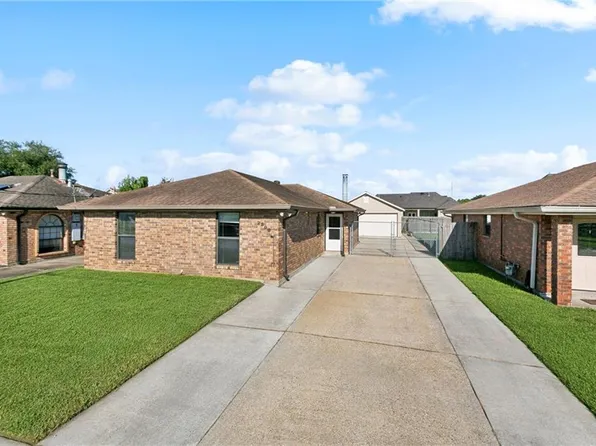 2300 Judy Dr, Meraux, LA 70075