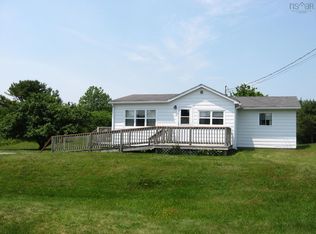 6582 Highway 3, Hunts Pt, NS B0T 1G0