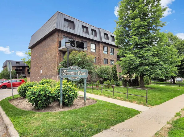 43 Taunton Rd E #36, Oshawa, ON L1G 3T6