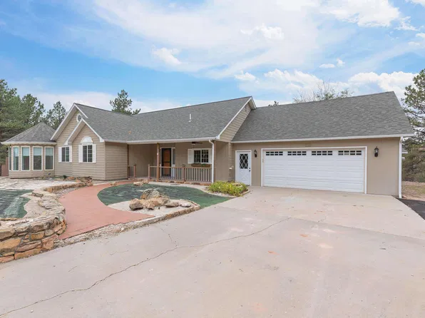 27427 Valley View Dr, Hot Springs, SD 57747