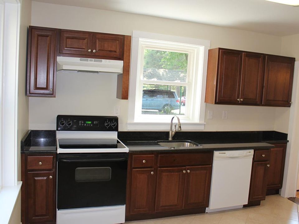 Kitchen - View1