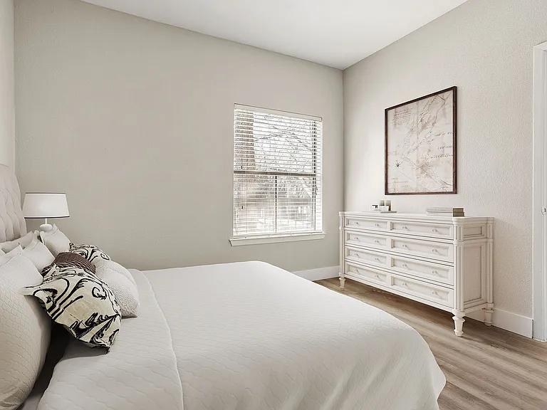 C235370 EnclaveAtBearCreek_VS Stills_1B1B Bedroom