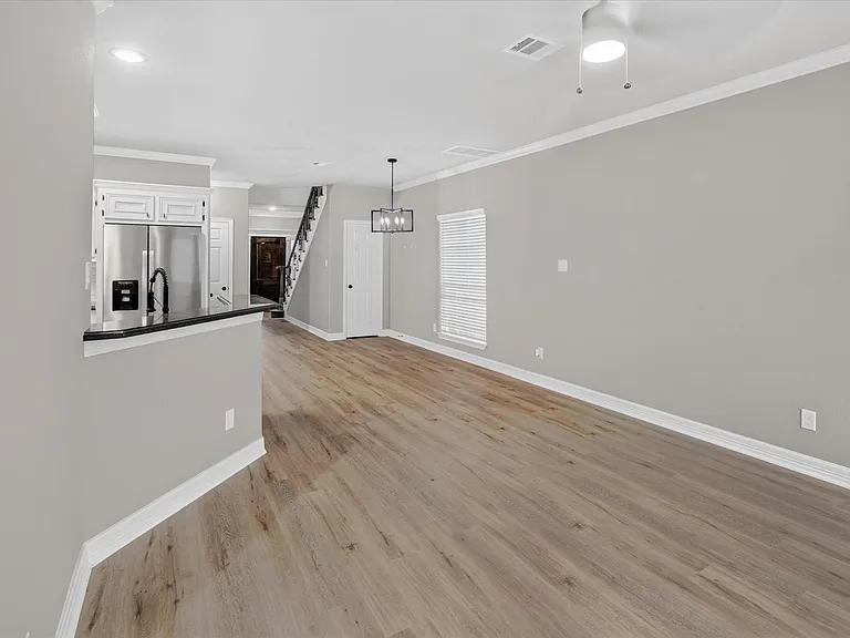 3323 Dennis St #A — Photo 5