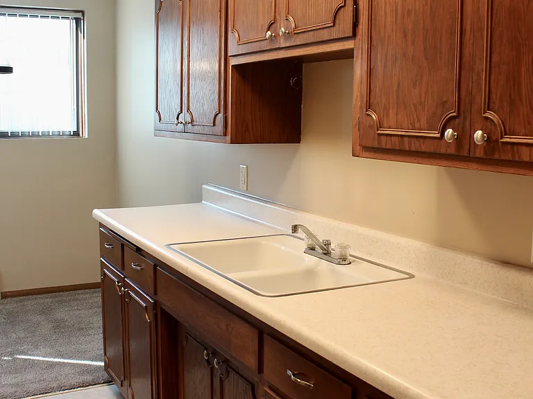 Penn Apartments — Photo 36