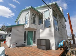 331 NE Bridgeton Rd SLIP 2, Portland, OR 97211