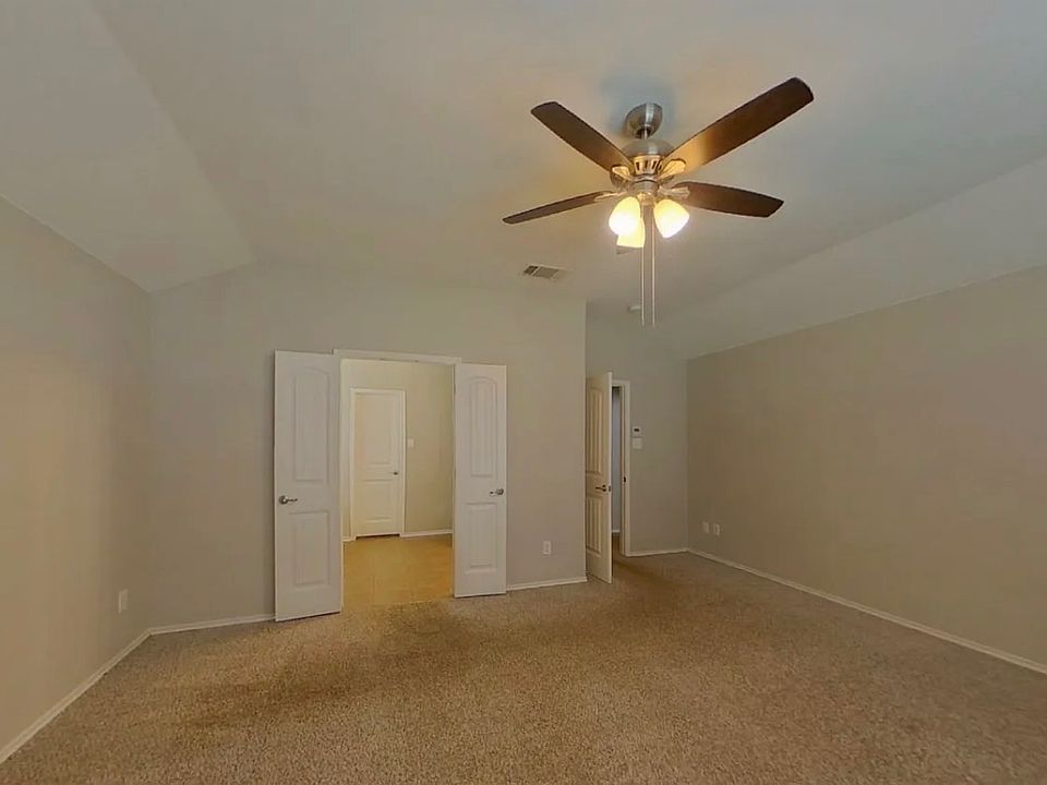2nd image of 711 Candelila Dr