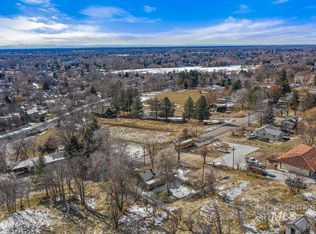 5440 W Hill Rd, Boise, ID 83703