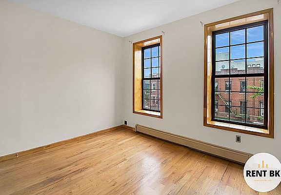 5th image of 135 Rogers Ave #3RF