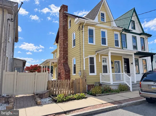 128 Locust St, Lebanon, PA 17042